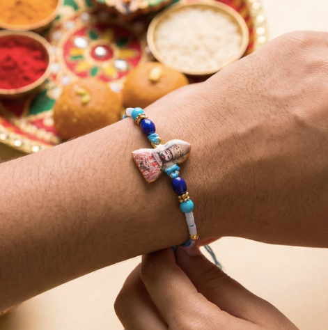 Khatu Shyam Ji Rakhi for Brother – Devotional Raksha Bandhan Rakhi with Traditional Design